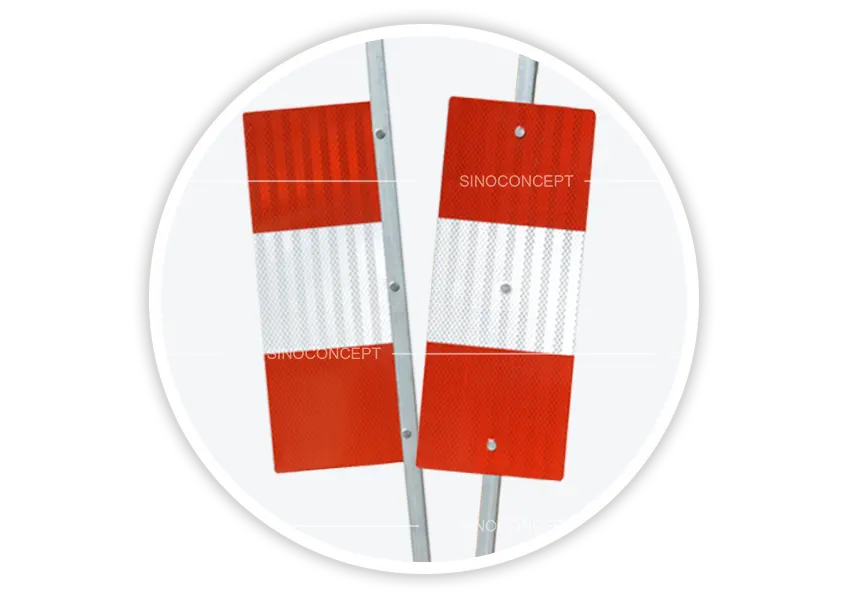 Metal roadworks beacon overview highlighting its traffic safety features, galvanised steel build, and visibility benefits for construction zones