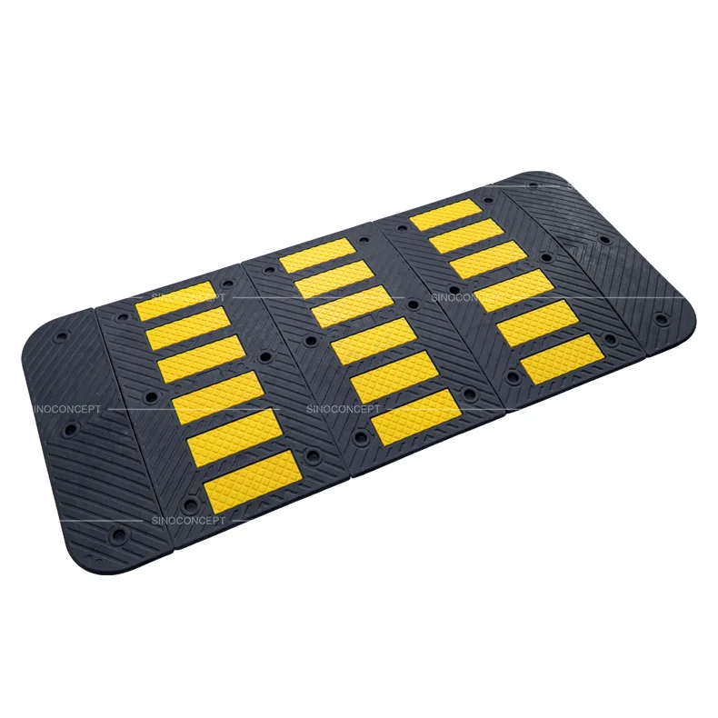5 cm traffic speed hump made of plastic-rubber composite for traffic management