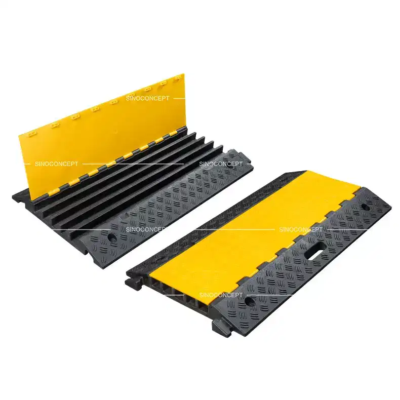 Standard 5-channel cable ramp made of plastic-rubber composite with yellow PE lid